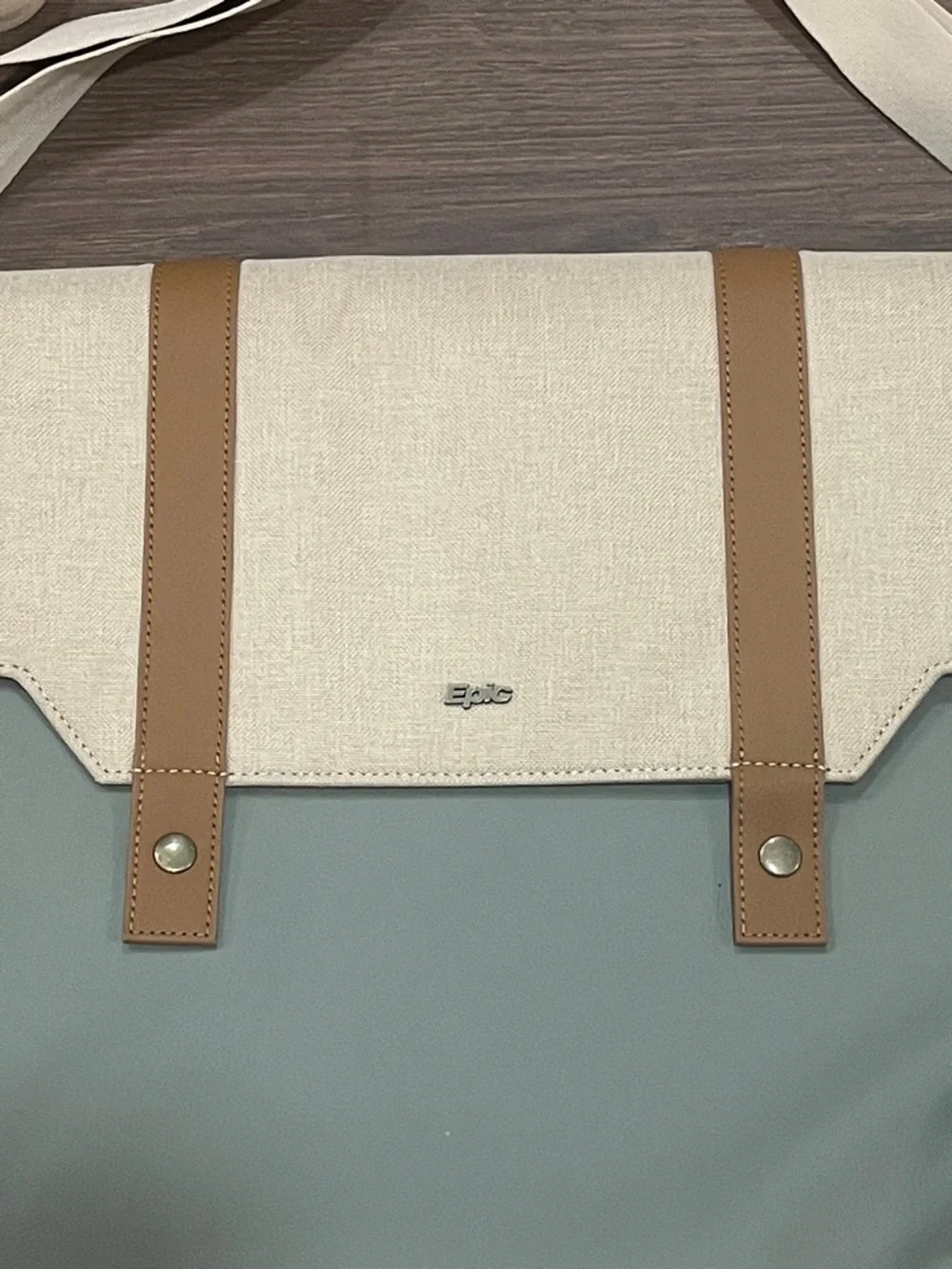 Epic Laptop beige & gray bag with adjustable strap unisex business travel work
